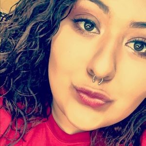 Meet your Posher, Beatriz